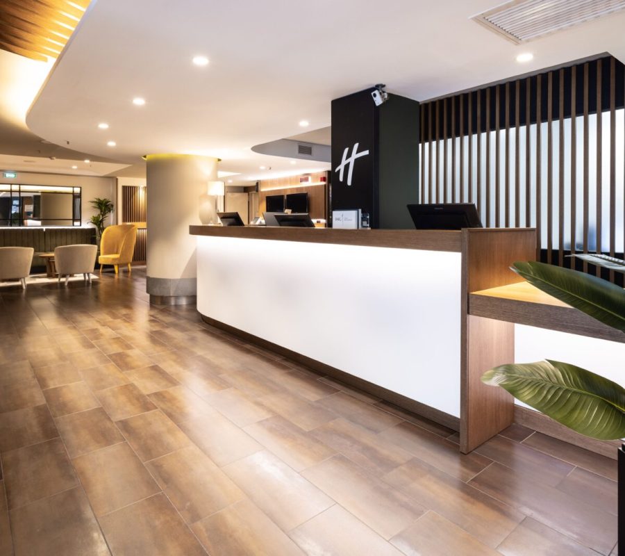 Holidayinn-Naples-HD-11