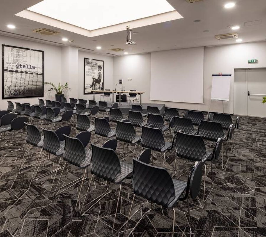 Sala Genova 1